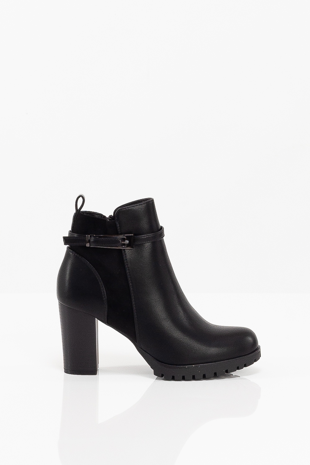 2220000532785 Leatherette Ankle Boots - Image 1