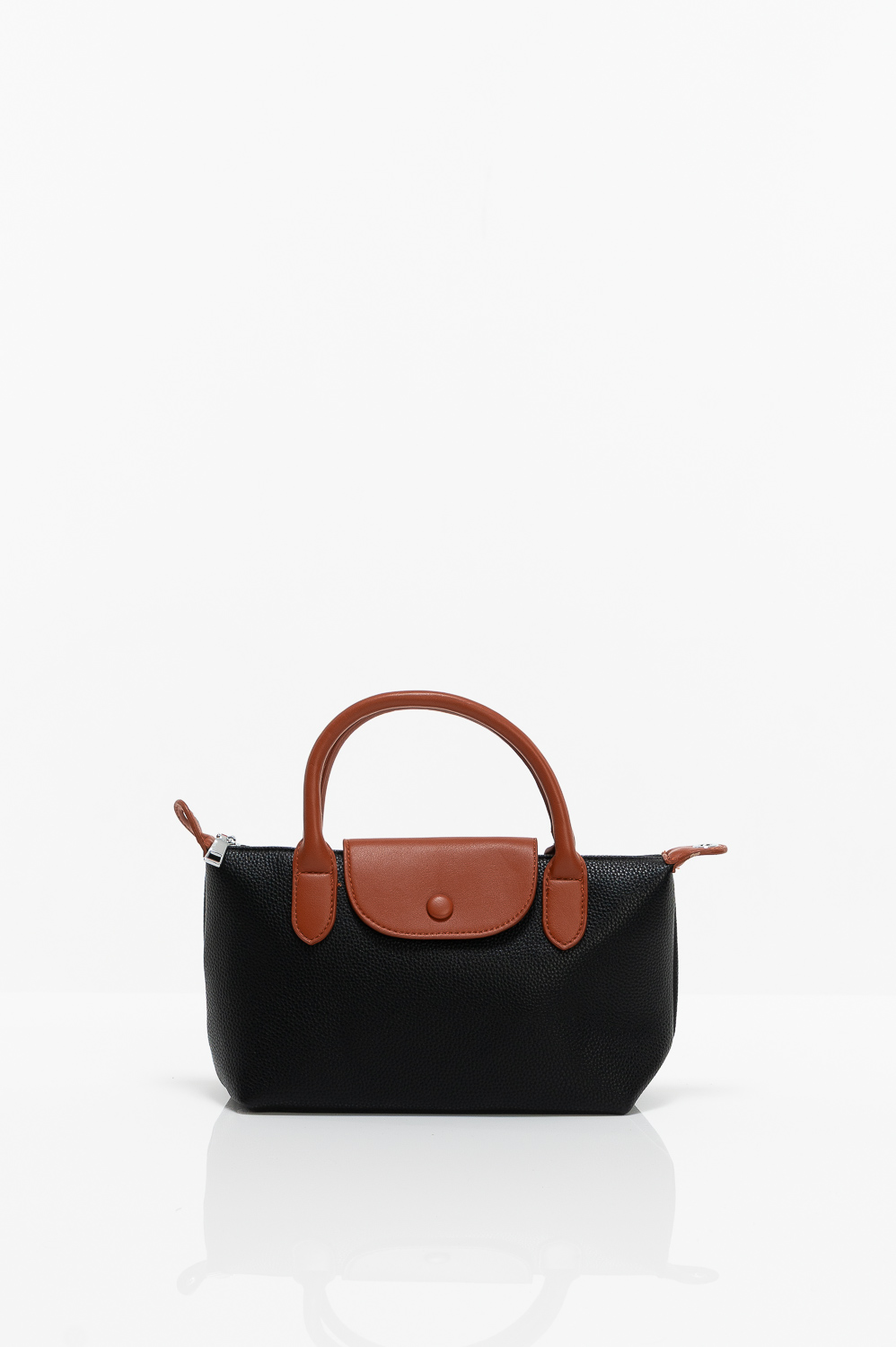 2220000606196 Leatherette Casual Bag - Image 1